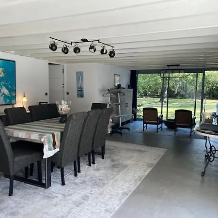 Entre Lac, Foret, Ocean * ביסקארוס