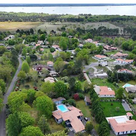 Entre Lac, Foret, Ocean